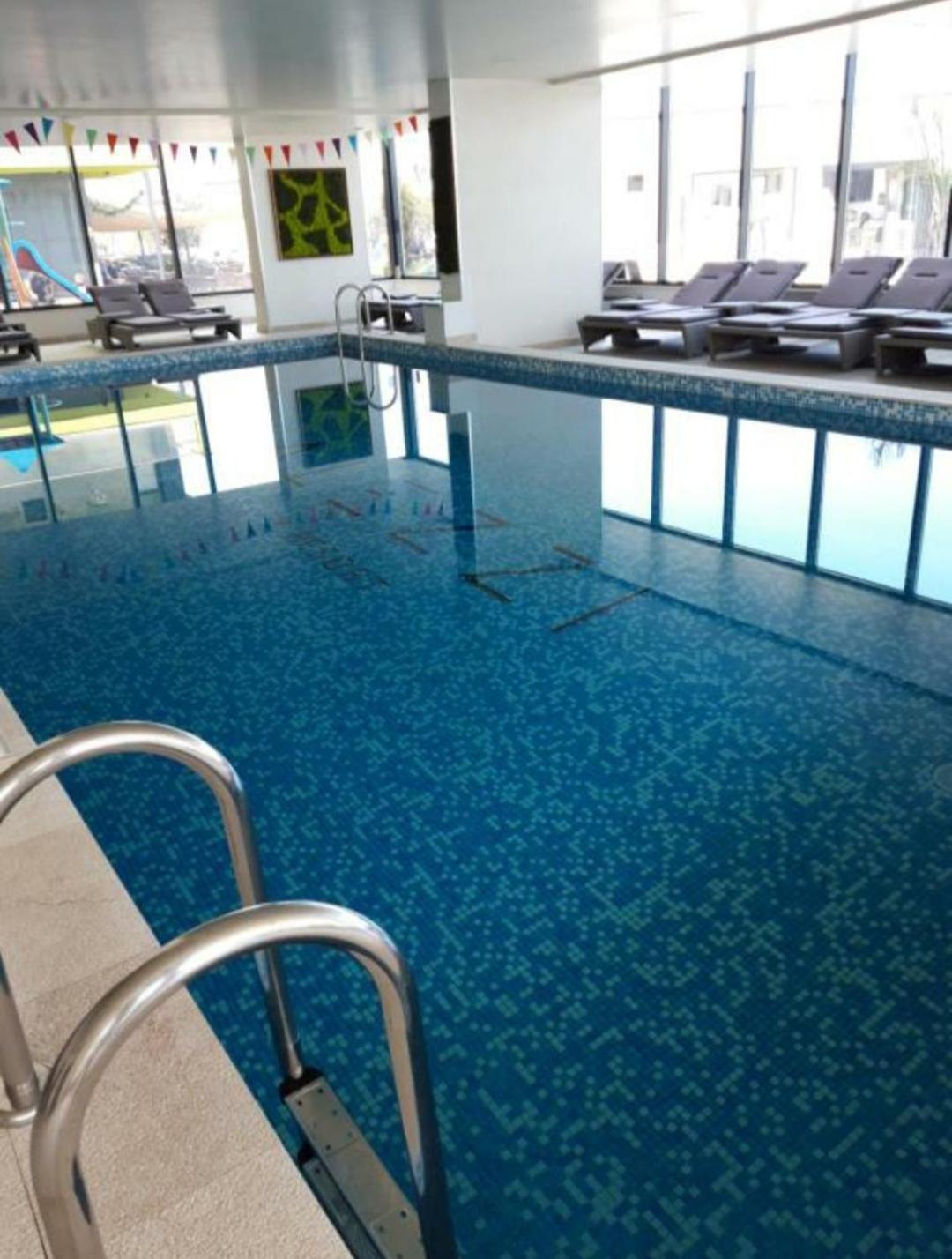 Luxury Suite Alezzi Beach Apartment Piscina Incalzita Sauna Jacuzzi Parking Неводарі Екстер'єр фото