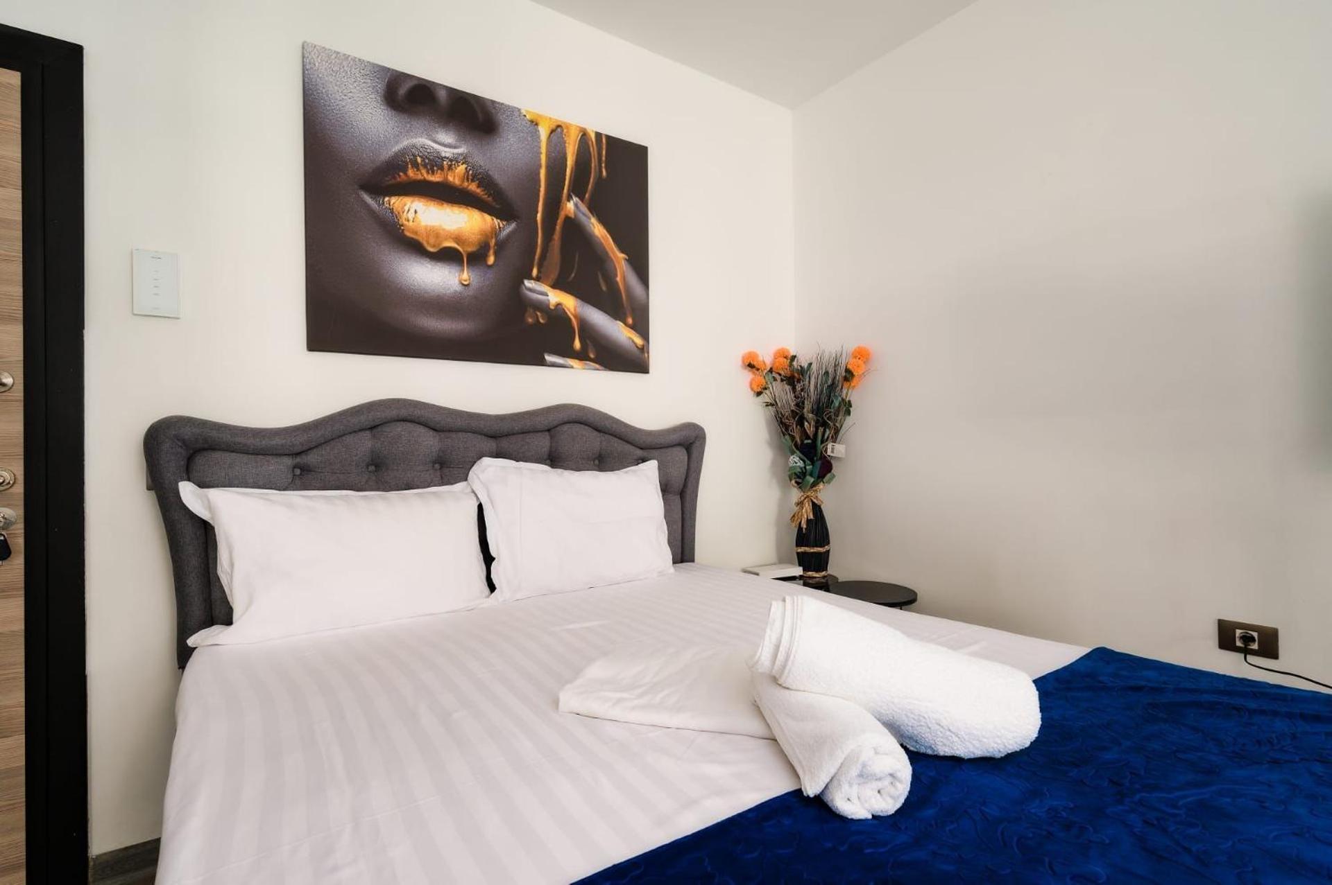Luxury Suite Alezzi Beach Apartment Piscina Incalzita Sauna Jacuzzi Parking Неводарі Екстер'єр фото